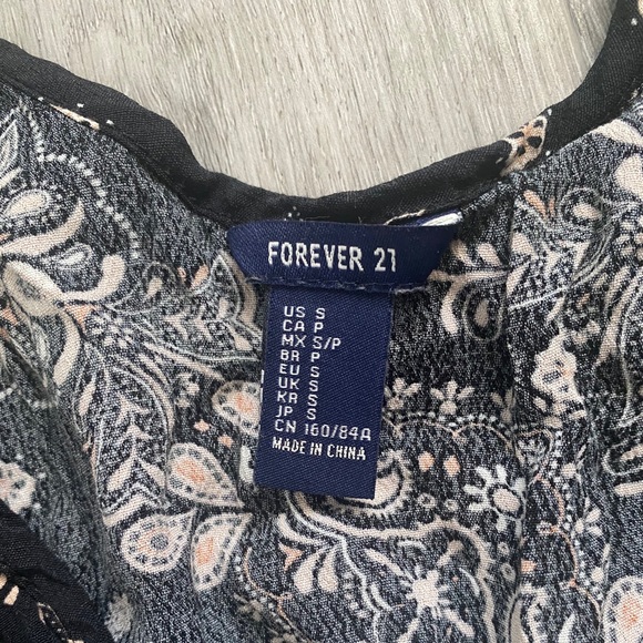 Paisley Longsleeve Romper - Picture 3 of 4